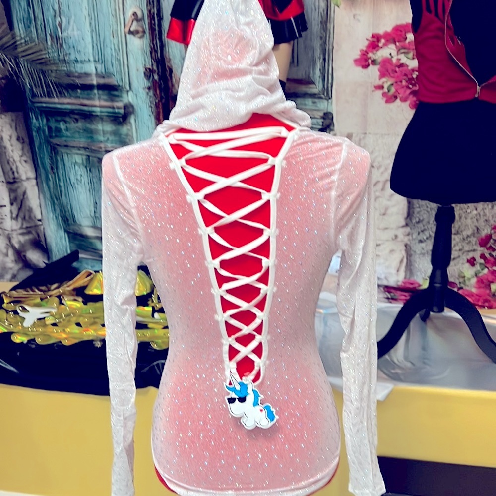 NWT Glittery white Bodysuit